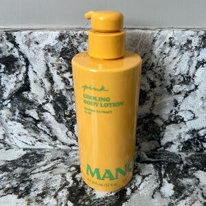 Victoria's Secret/Pink
MANGO COOLING BODY LOTION Mango Extract & ALOE 12 oz NEW